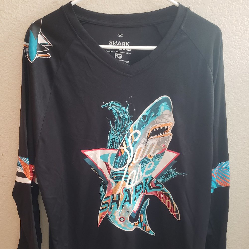 Sharks Uprising Longsleeve Shirt adult Medium